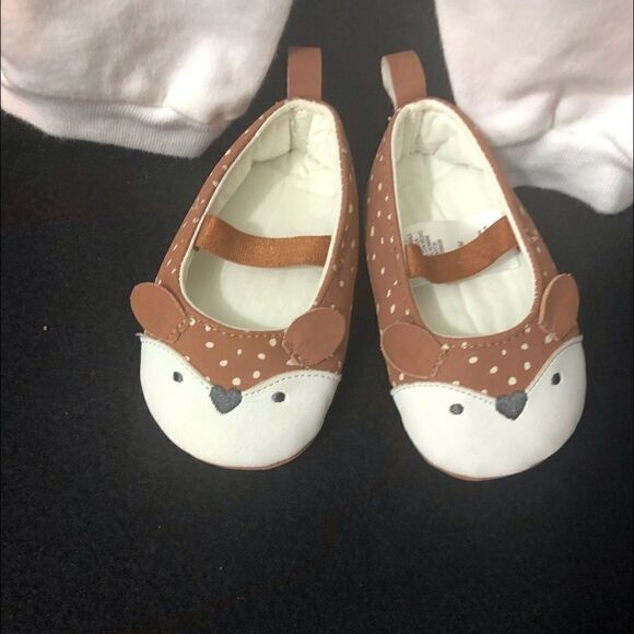 Old Navy 2 Piece Set Girls Top & Pant Sz 3-6 mo w/ Shoes - Picture 4 of 5